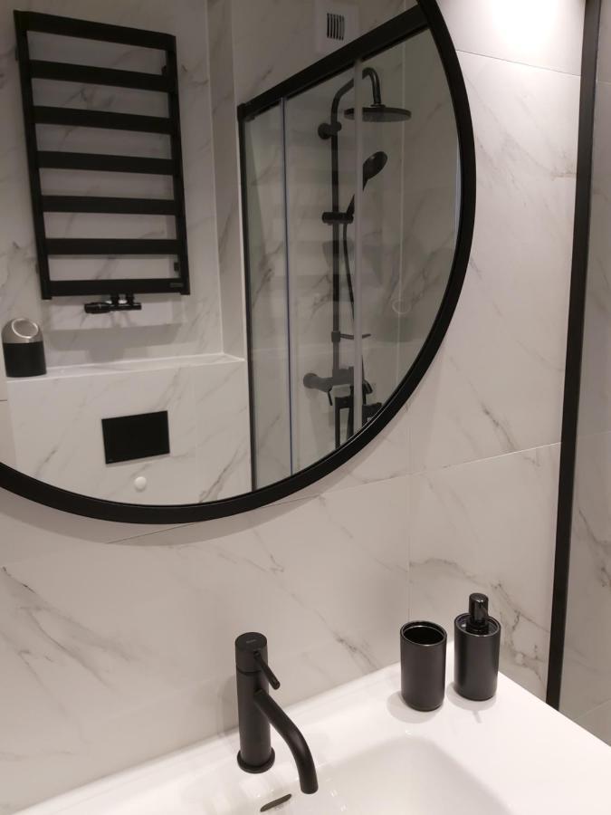 גדנסק Apartament 150 Zaspa Vvita Z Prywatnym Ogrodem I Tarasem מראה חיצוני תמונה