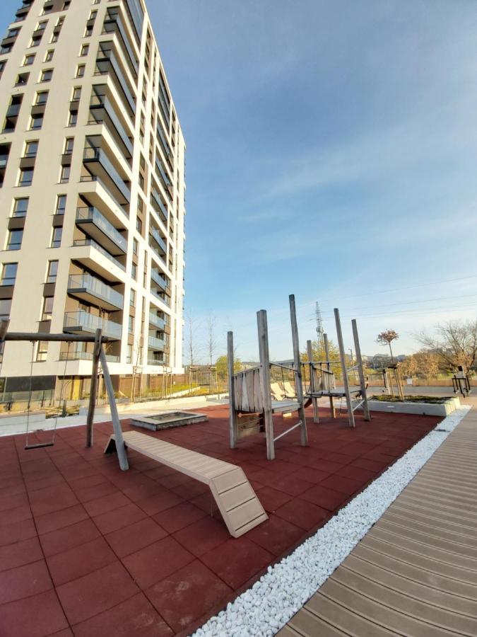 גדנסק Apartament 150 Zaspa Vvita Z Prywatnym Ogrodem I Tarasem מראה חיצוני תמונה