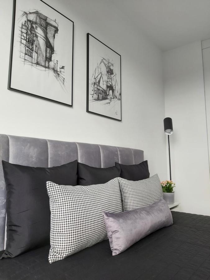 גדנסק Apartament 150 Zaspa Vvita Z Prywatnym Ogrodem I Tarasem מראה חיצוני תמונה
