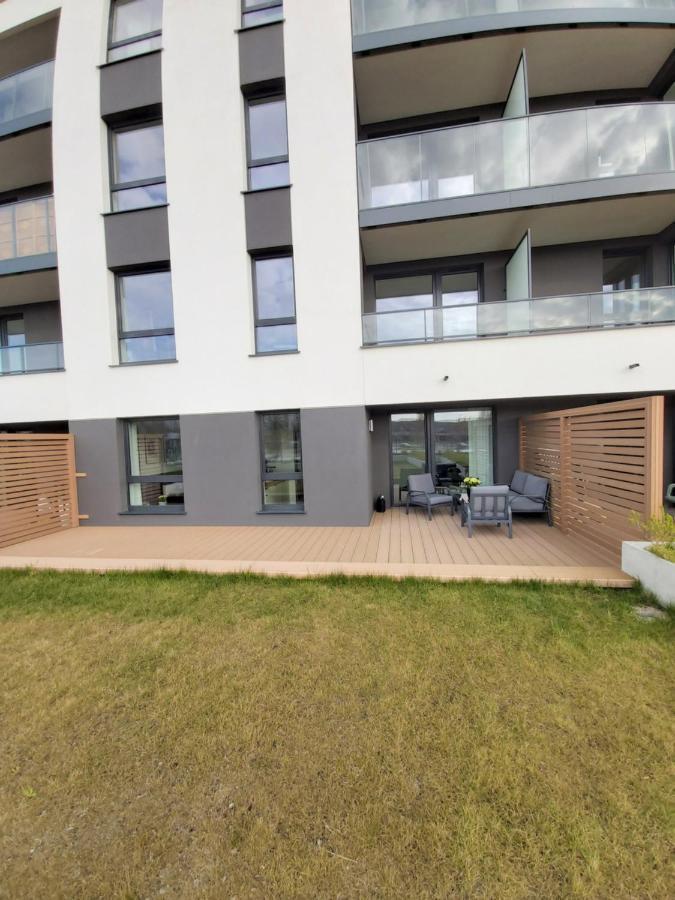 גדנסק Apartament 150 Zaspa Vvita Z Prywatnym Ogrodem I Tarasem מראה חיצוני תמונה