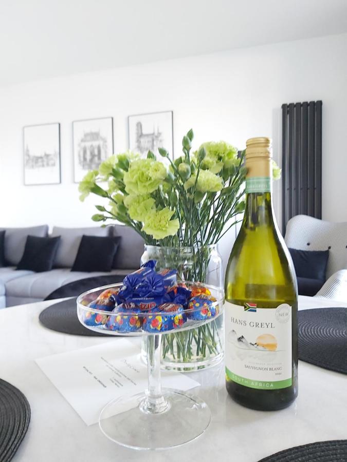 גדנסק Apartament 150 Zaspa Vvita Z Prywatnym Ogrodem I Tarasem מראה חיצוני תמונה